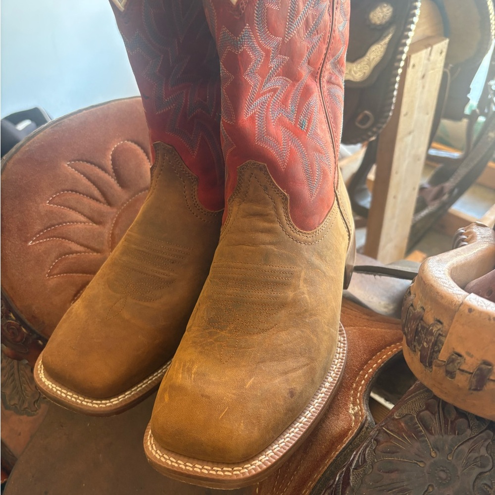 Justin Boots Brown and Red Cowboy Western Boots